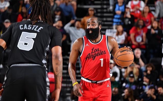 关于火箭主场击败骑士，哈登高效砍下全队最高分夺胜的信息