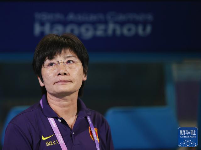 雷火电竞亚洲先驱-关于顶尖女足教练分享成功经验，启发年轻球员的信息