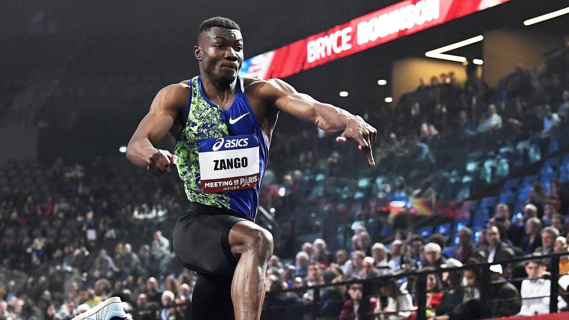 雷火电竞网站-非洲名将表现亮眼赢得全场掌声