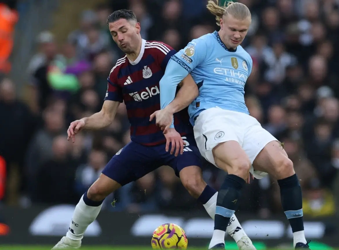 雷火电竞合作-切尔西客场击败哈德斯菲尔德，重返前四