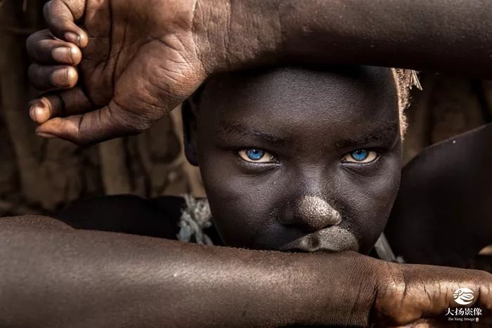 非洲选手夺得男子射击比赛的银牌,未能突围 非洲选手夺得男子射击比赛的银牌,未能突围