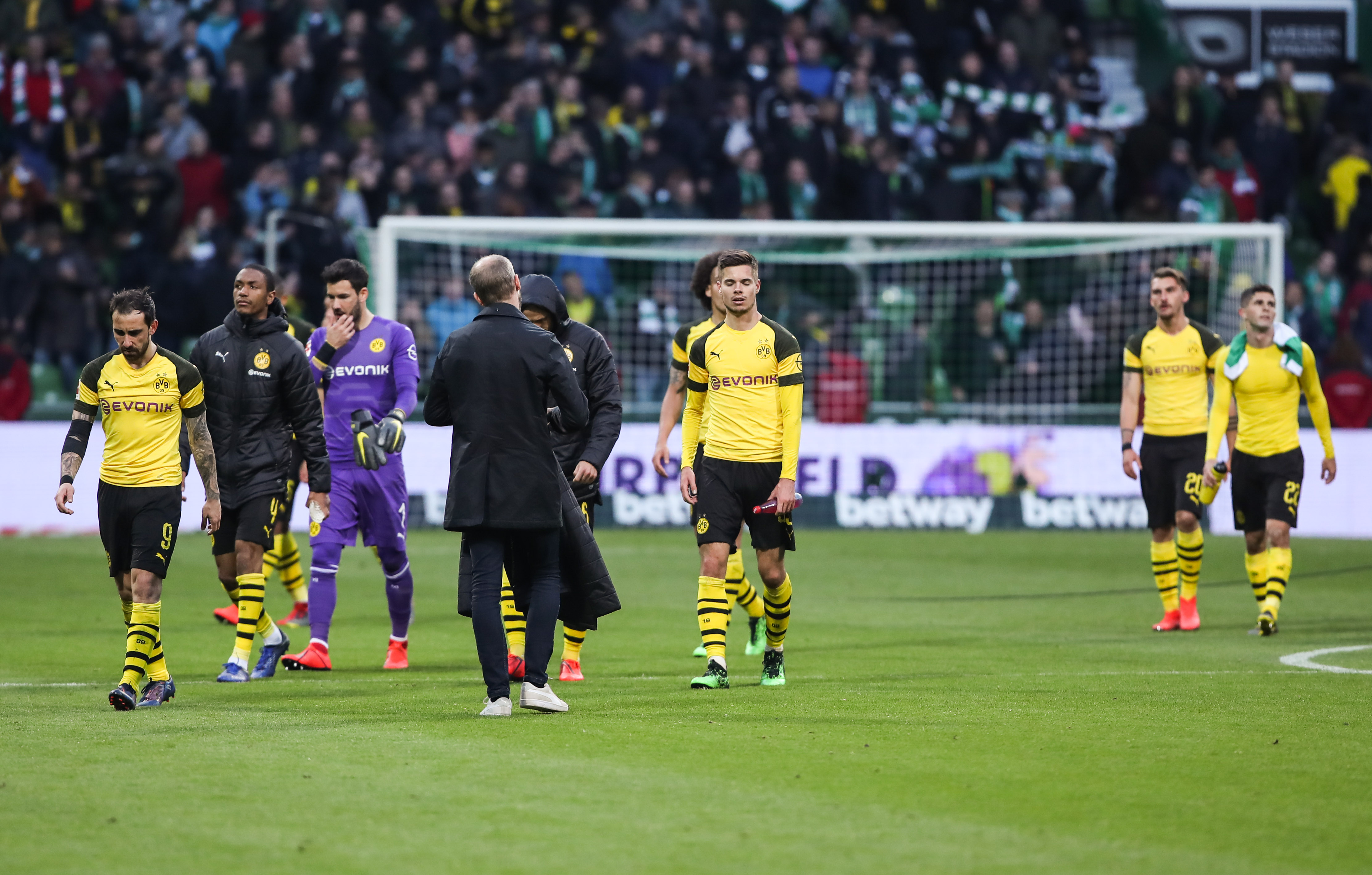 雷火电竞官网-多特蒙德在德国足球赛事中拼尽全力