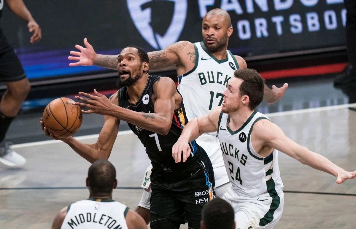 雷火电竞合作-篮网大将砍下生涯新高，轻松击败对手