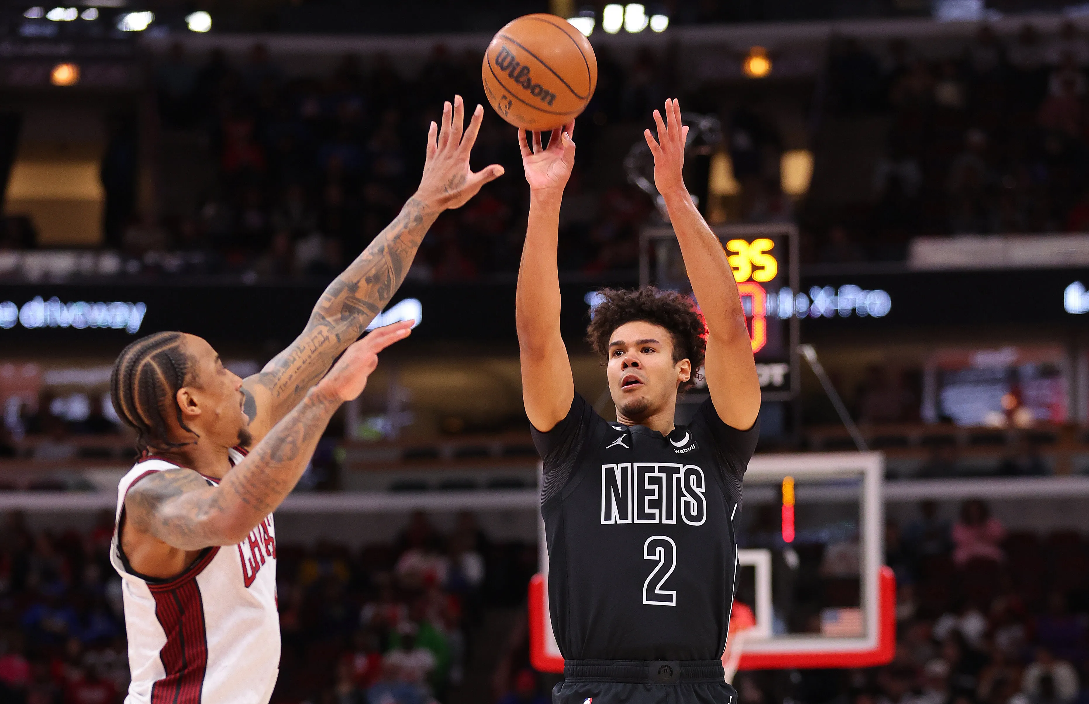 篮网队客场战胜强敌夺得连胜