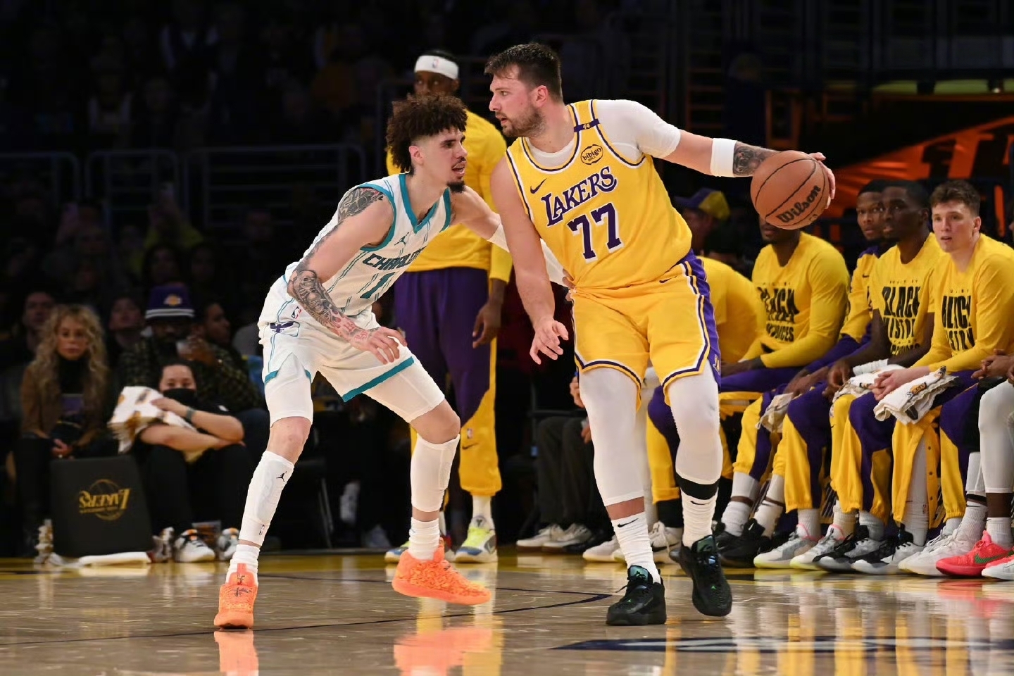 包含黄蜂负骑士，遭遇两连败，建功雷霆！的词条