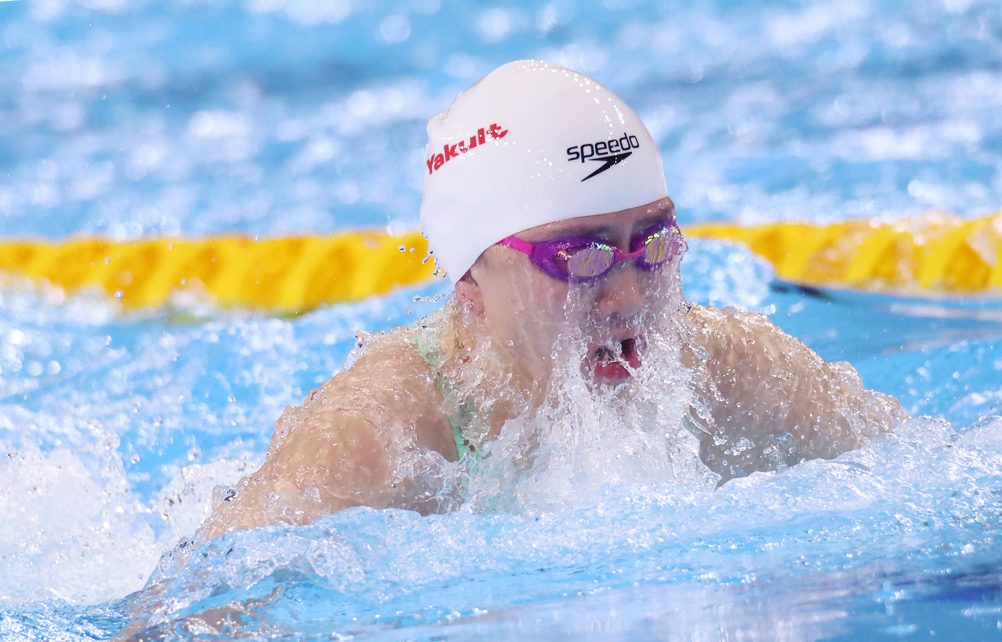 游泳选手赛后落泪,背后故事感人 游泳选手赛后落泪,背后故事感人