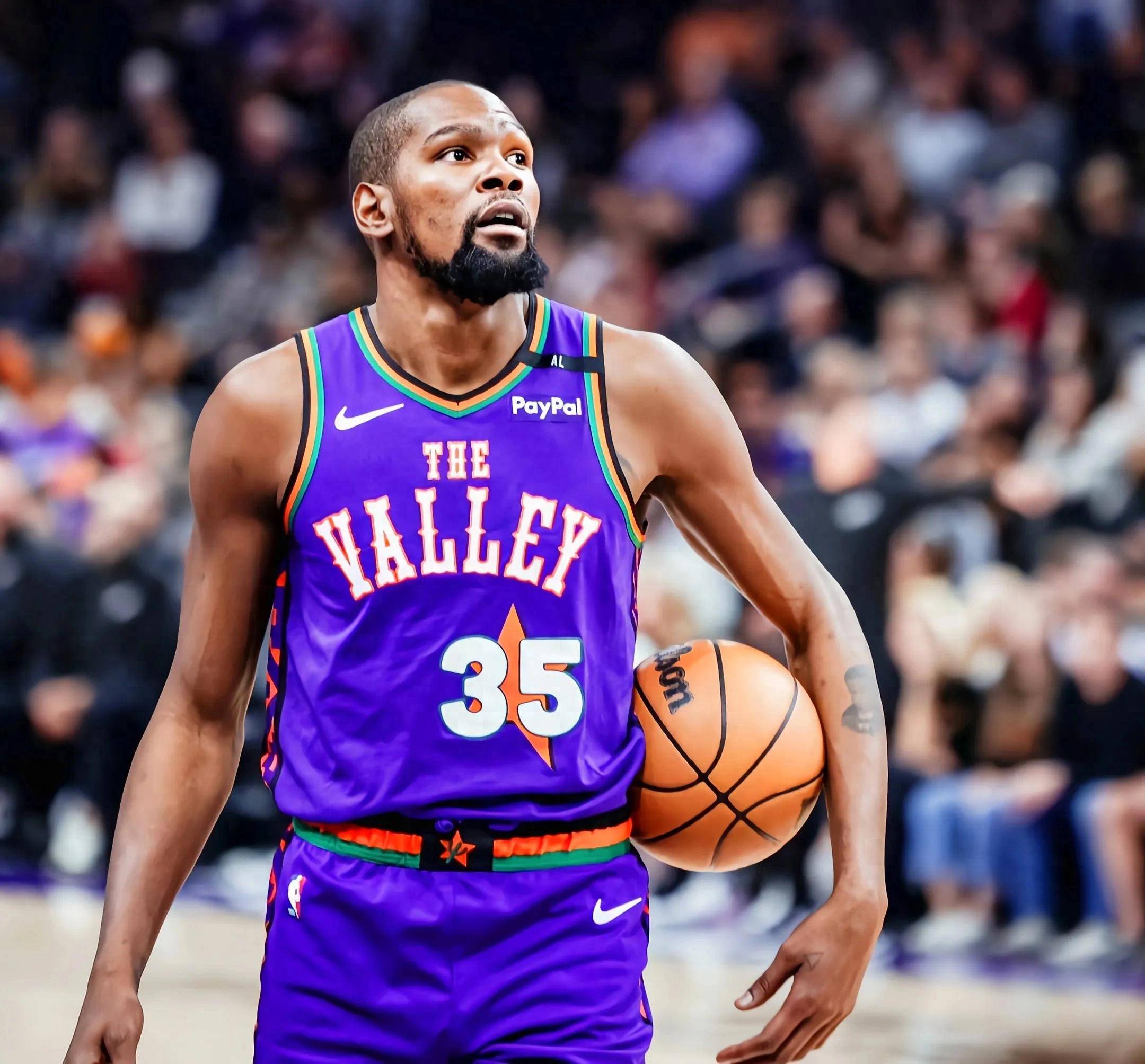 76人完胜福建队，杜兰特刷新纪录的简单介绍