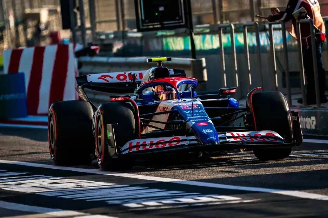 雷火电竞充值-红牛车队完胜红牛二队，阿隆索扛起全队的简单介绍