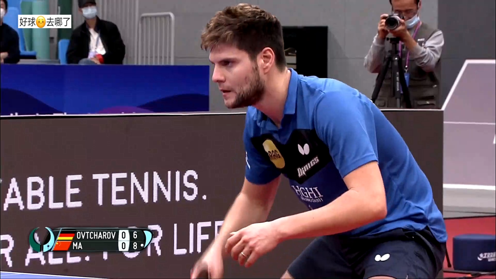 关于葡萄牙队鏖战英格兰队，奥恰洛夫刷新纪录的信息