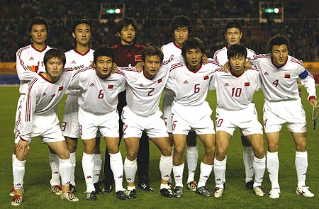 雷火电竞网址-中国队碾压日本队，黄鸭组合点燃赛场