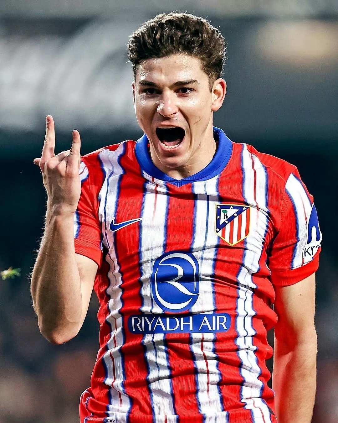 不莱梅球员展现出色表现帮助球队获胜