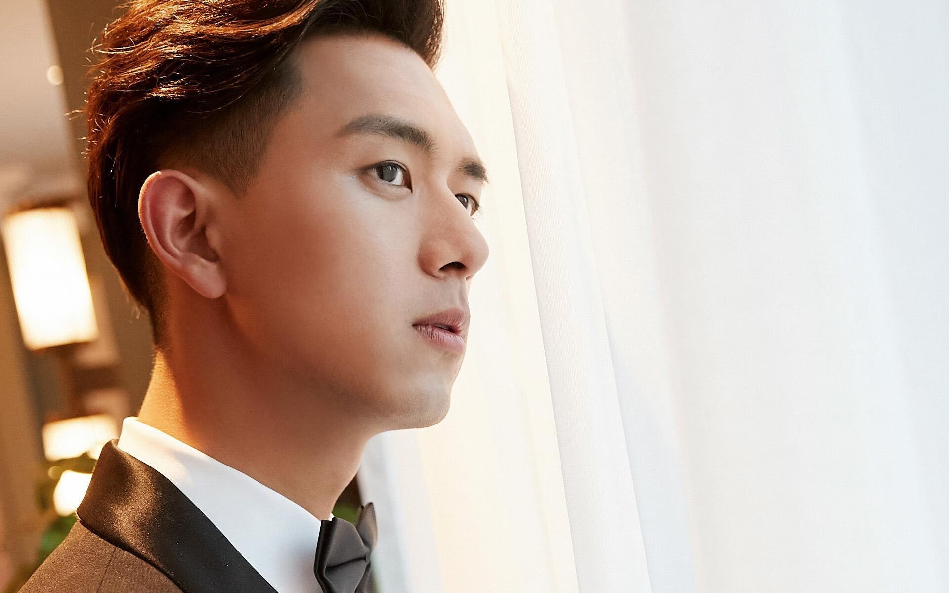 雷火电竞简介-双重奏鸣，当尼克斯的钢铁洪流遇见约基奇的独舞华尔兹