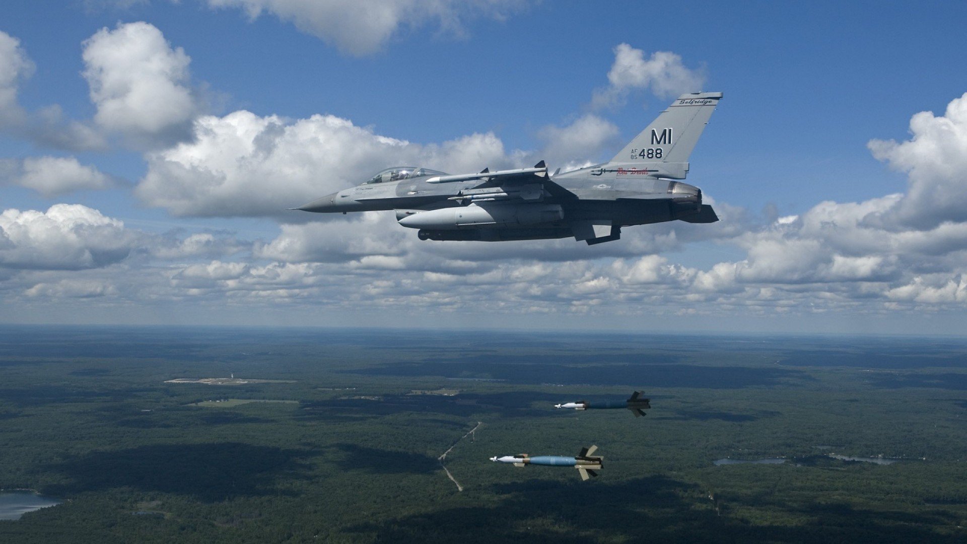 雷火电竞简介-虎啸逆鳞！利拉德75秒连轰12分弑神，数据爆炸之夜逼退灰熊绝命反扑