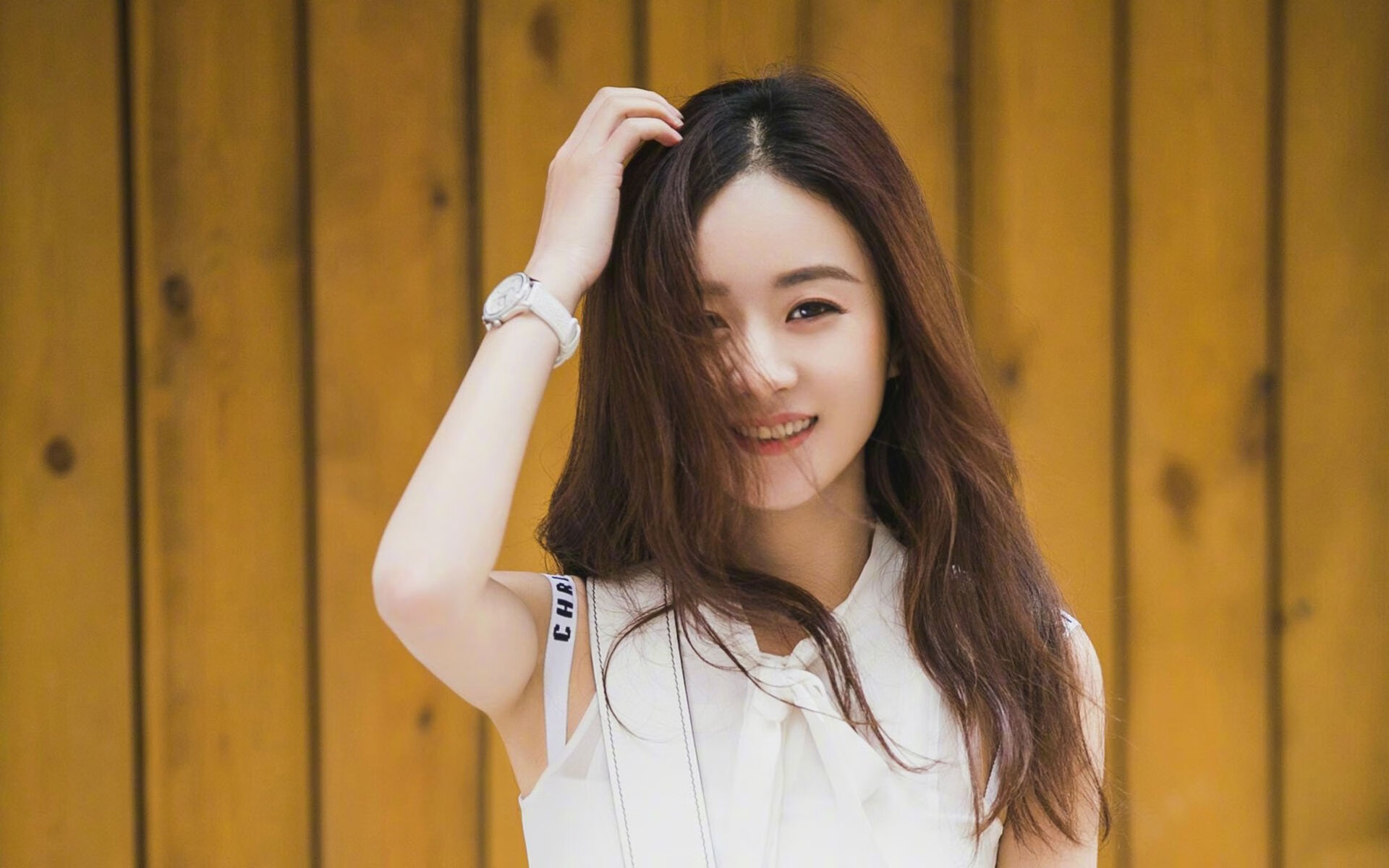 雷霆万钧今压纽约，字母擎天明耀巴黎—当现实火力预示未来权杖