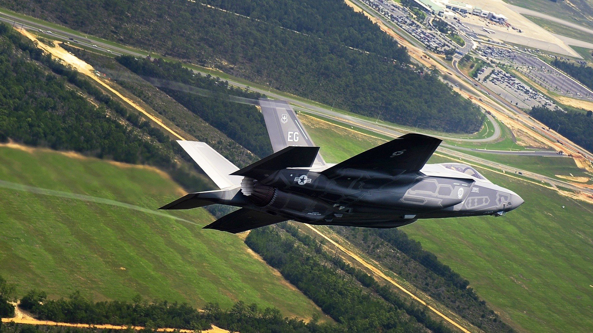 绿茵场的双重奏鸣，本泽马的孤勇扛旗与厄德高的团队协奏—胜利的两种解答