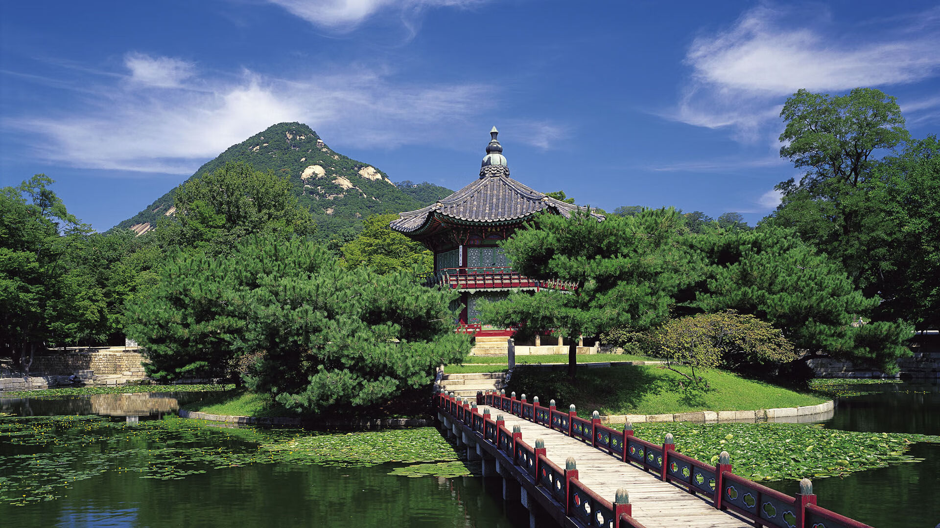 雷火电竞入驻-一剑封喉！卡瓦哈尔终场绝杀，巴黎主场险胜阿根廷豪门