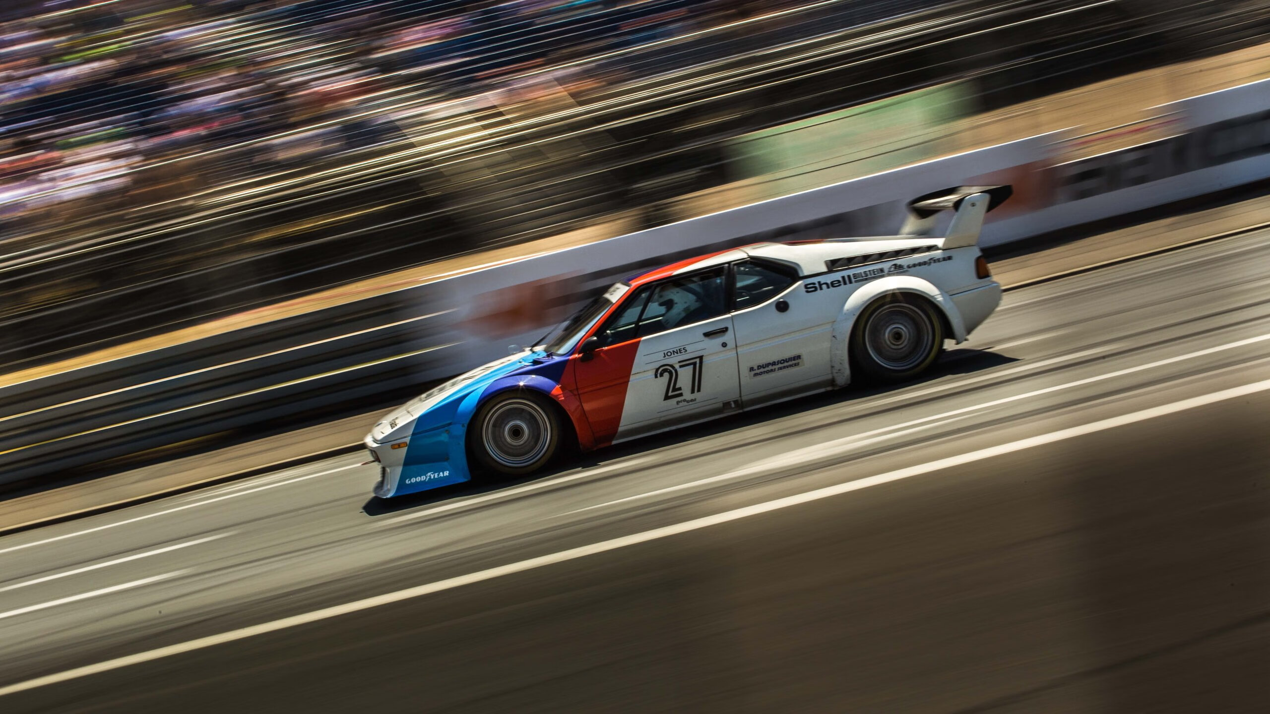 雷火电竞网址-霍勒迪一箭穿心，雄鹿战局已定；吉林远望，路在何方？