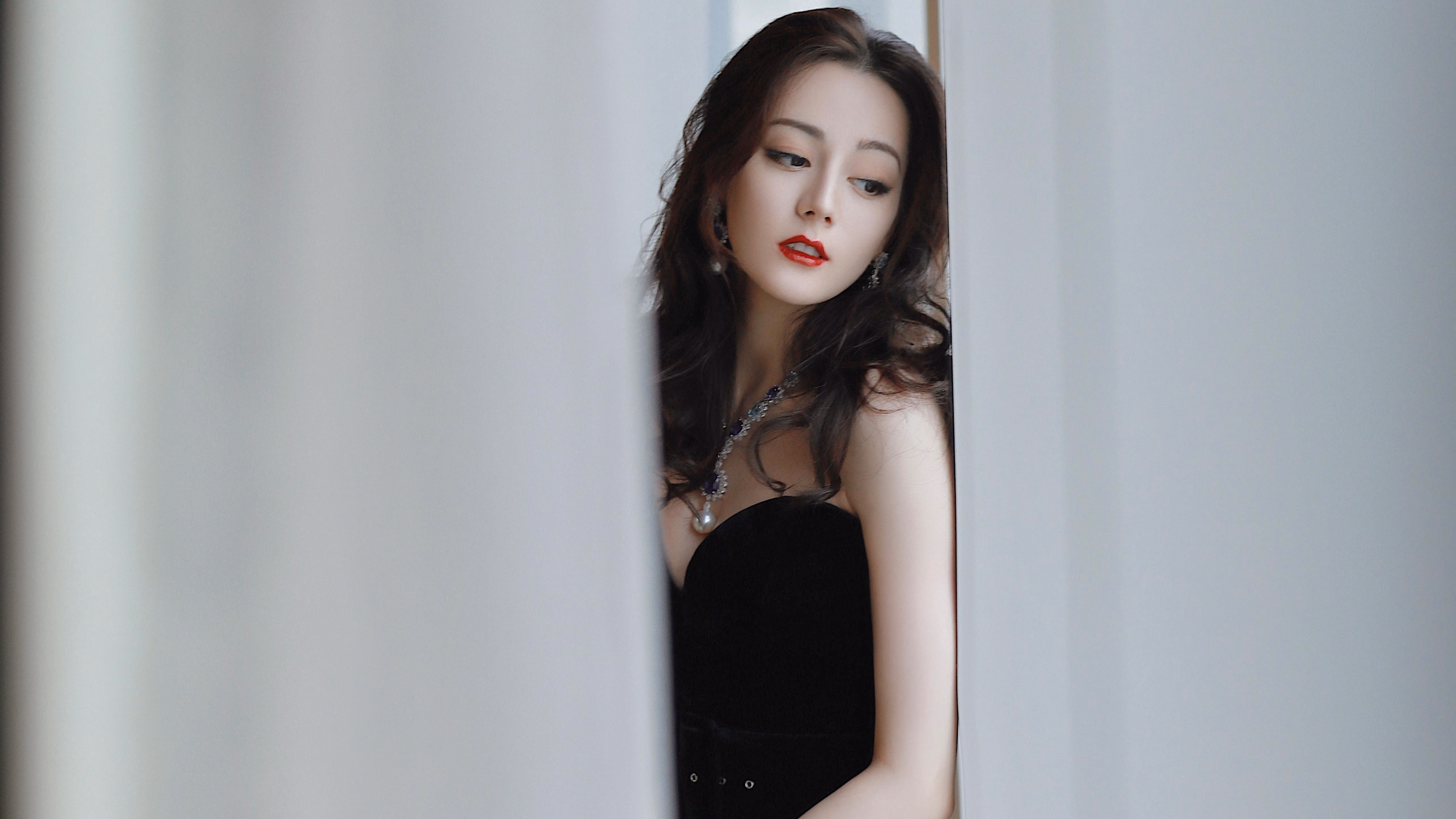 雷火电竞app-北非雄狮撕裂冰岛防线，当奥利维耶化身大场面先生，胜利成为唯一的旋律